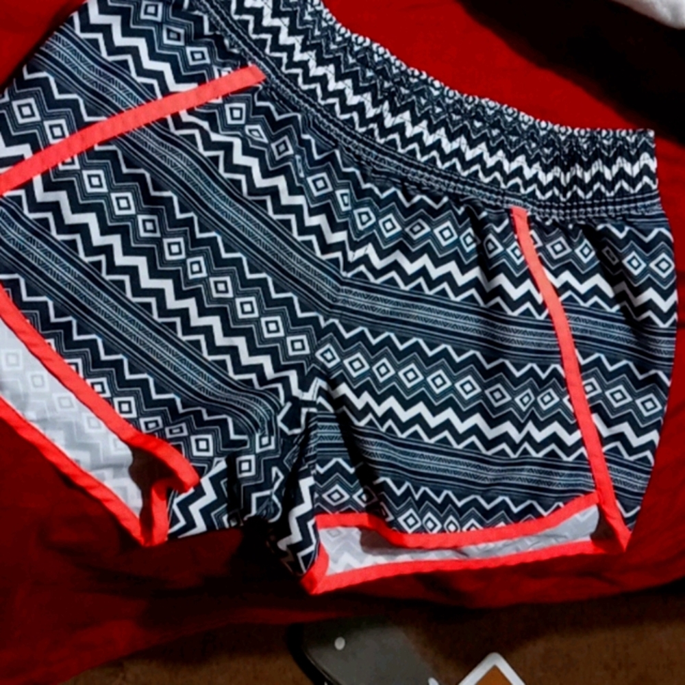 Op shorts